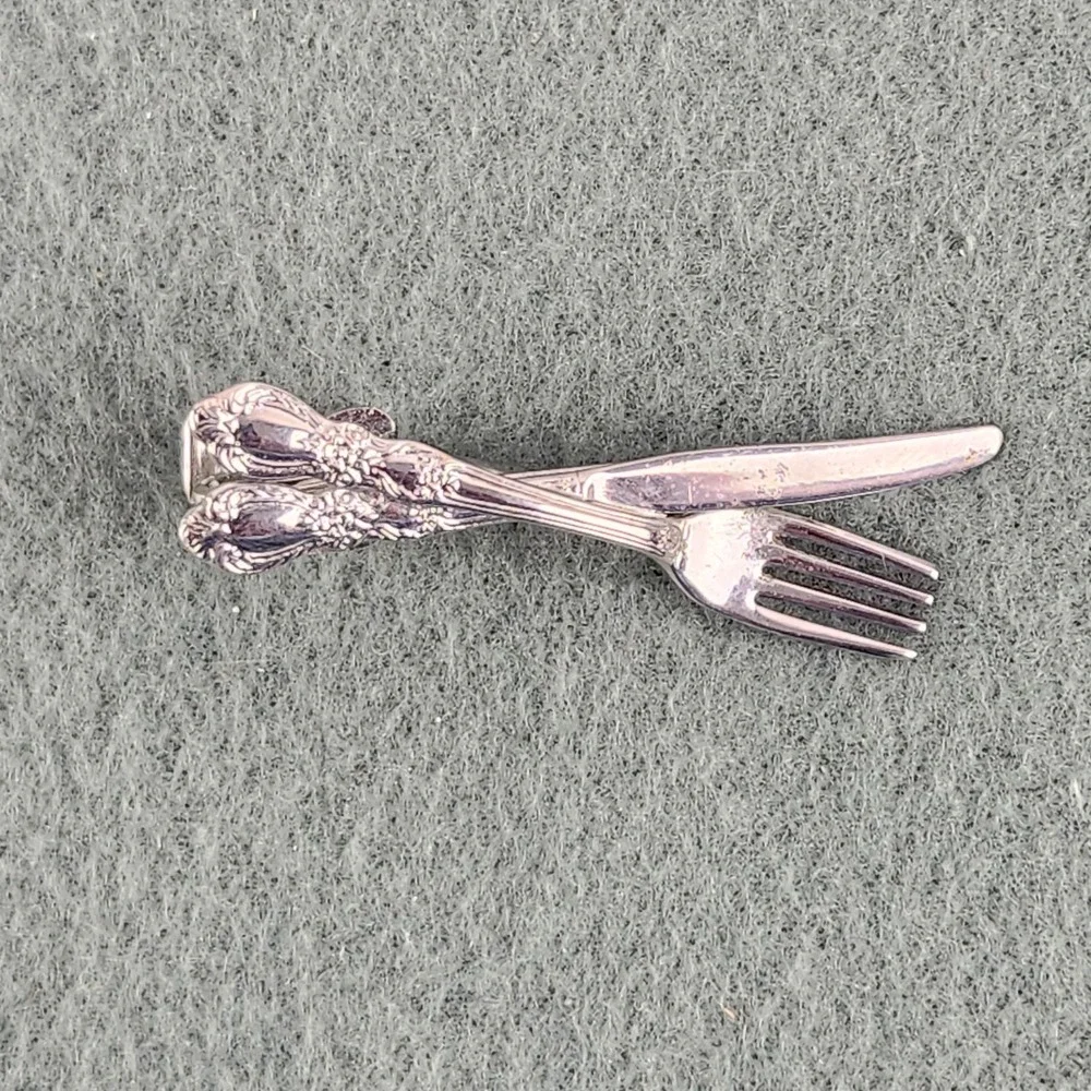 Vintage Fork and Knife Silver-tone Tie Clip Chef Cook Restaurant